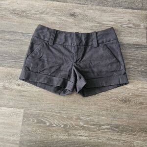 Alice + Olivia Black Women's Shorts